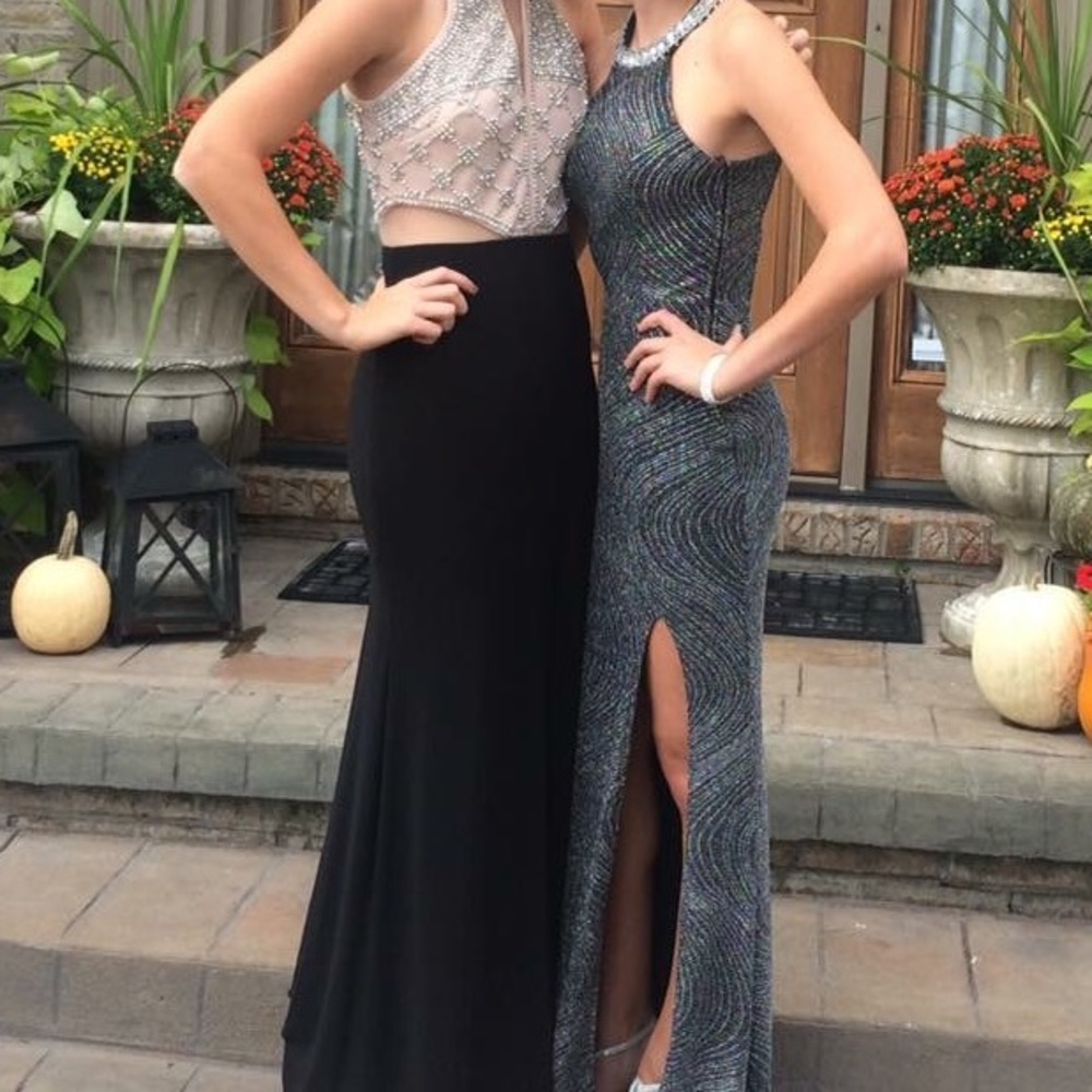 Junior's Long Sparkly Formal Dress - size 1